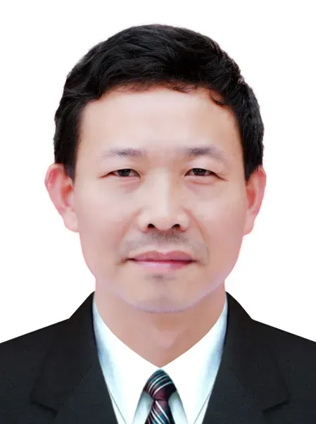 刘刚.jpg